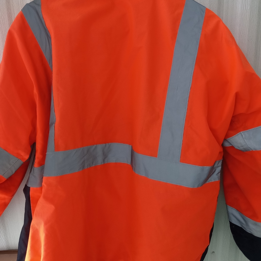 Safety jacket - Picture 2 of 4